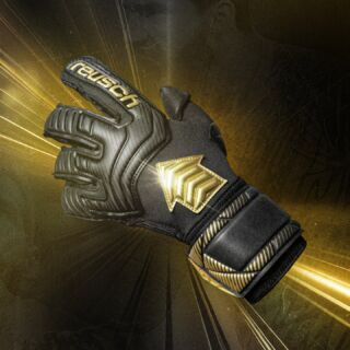 HOME｜reusch ロイシュ : キーパーローブ & アクセサリー 